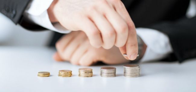 IMF预计今年全球经济萎缩3%，投资者该如何寻找投资机会？