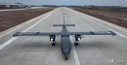 2025年3月15日TP1000大型无人运输机青岛莱西机场首飞成功